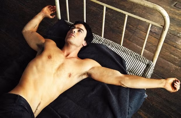 Ian chia sẻ tập yoga giúp tăng cường sức khỏe tinh thần và cơ thể, do đó bạn nên có kế hoạch luyện tập cụ thể và tập như một thói quen.