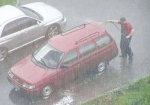 Đây không phải là “sinh viên giàu vượt sướng” hay sao?