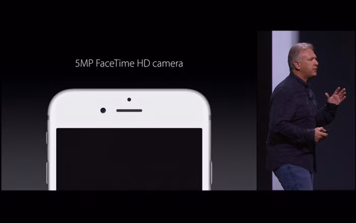 1,2 megapixels lên 5 megapixels là sự nâng cấp đáng kể cho camera trước. Theo Apple, đây là sự nâng cấp dành cho các cuộc gọi Facetime cũng như chụp ảnh Selfie sắc nét.