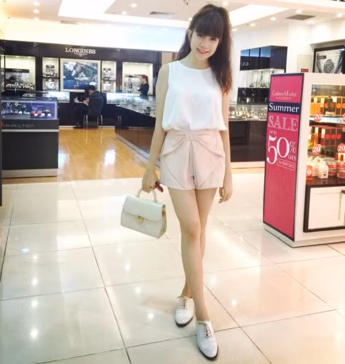 Nhan sac my nhan Viet “gai 3 con“ khien nhieu nguoi ghen ty-Hinh-7