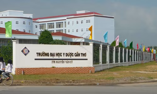 Gủi giáy báo nhạp học cho thí sinh dat 26,5 diem