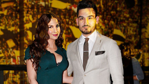 Thêm một tuyển thủ Đức chia tay bạn gái. Theo bước những Manuel Neuer, Mesut Ozil hay Bastian Schweinsteiger, Ilkay Guendogan cũng vừa quyết định chia tay cô bạn gái lâu năm Sila Sahin. Thông tin này được người quản lý của Sila Sahin xác nhận trước báo giới.