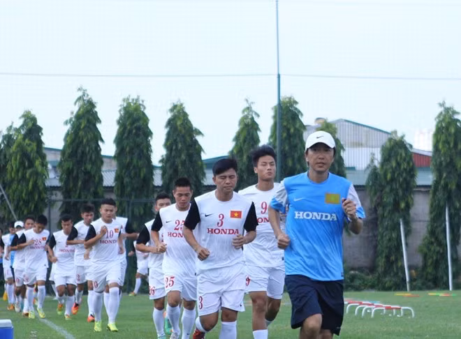 Sau khi nhậm chức, HLV Miura dự khán các trận đấu V.League trên cả nước để tuyển chọn nhân sự cho ĐT Olympic (U23) Việt Nam, nhằm chuẩn bị cho ASIAD 2014 tại Incheon, Hàn Quốc vào tháng 9/2014.