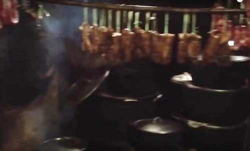 Kinh hai gia vi xong khoi bien thit lon chet thoi thanh dac san-Hinh-2