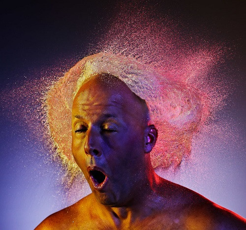 Kiểu tóc quấn lòe xòe vòng quang đầu