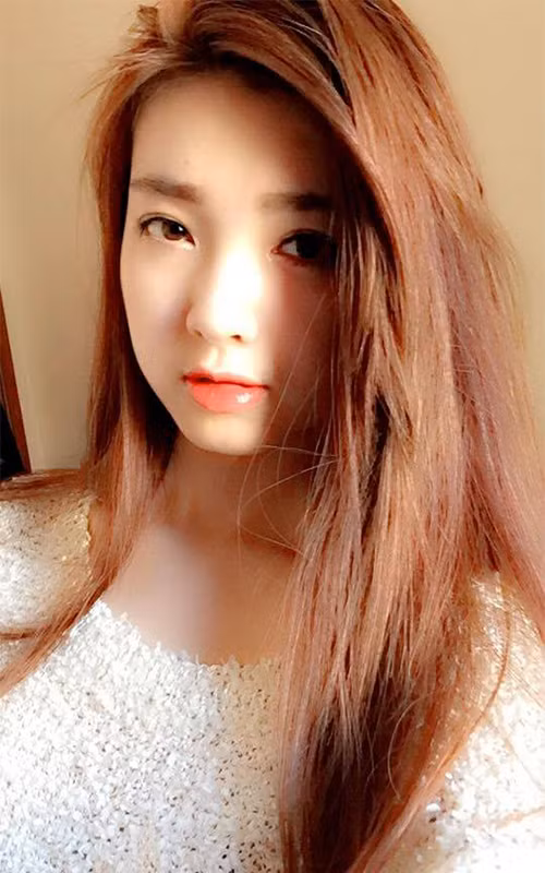 Thần tượng của du học sinh xinh đẹp này là Britney Spear, Big Bang và Miranda Kerr.