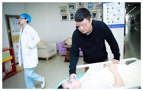 Dau quan luc chuyen da, vo thay nhuc vi hanh dong cua chong