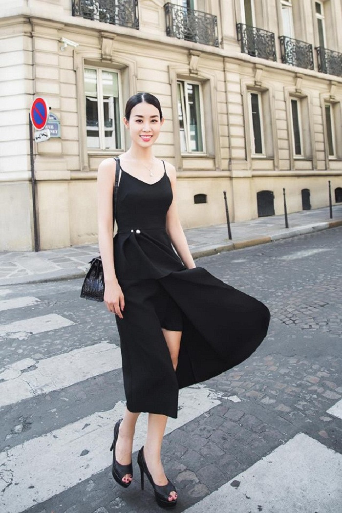 Có thể nói, sở hữu gương mặt khả ái, body gợi cảm, gu thời trang thời thượng cùng sự nghiệp lẫy lừng, Minh Phương đang ở đỉnh cao mà vạn cô gái đều ao ước. Ảnh: Internet.