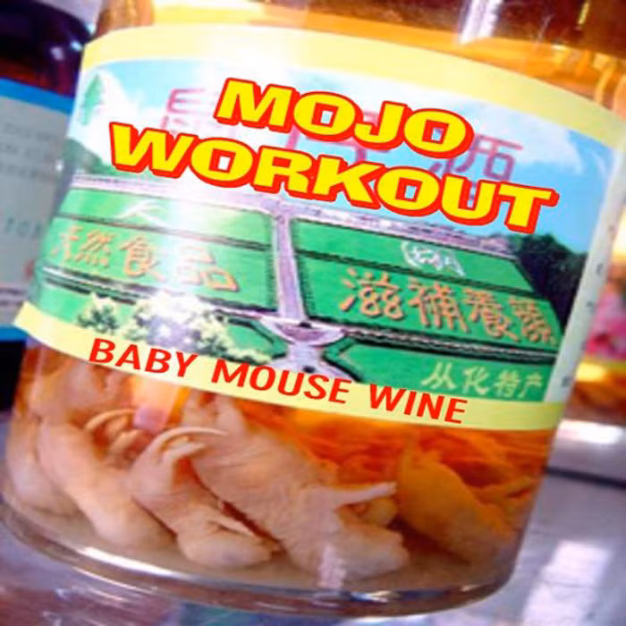 Vậy nhưng, rượu chuột bao tử ngâm vẫn được nhiều người rỉ tai như một “thần dược” trong việc tăng cường sinh lực nam giới.