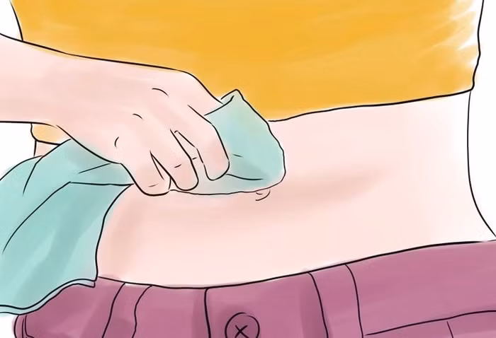 Thứ ba, rốn quá sạch sẽ khiến quá trình thoát nhiệt diễn ra nhanh hơn, chức năng tiêu hóa suy giảm. Hơn nữa, sử dụng lực mạnh còn khiến làn da mỏng manh quanh rốn dễ bị tổn thương, gây viêm.