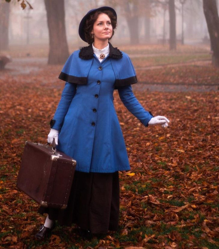 Nhiều người nghĩ áo nịt ngực sẽ “làm khó” Mila. Thực tế, cô gái Ukraine không mất nhiều thời gian bởi chúng được thiết kế riêng theo số đo cơ thể chủ nhân.