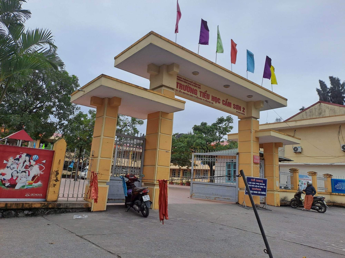 Yeu cau lam ro vu 6 hoc sinh Quang Ninh nhap vien sau bua trua