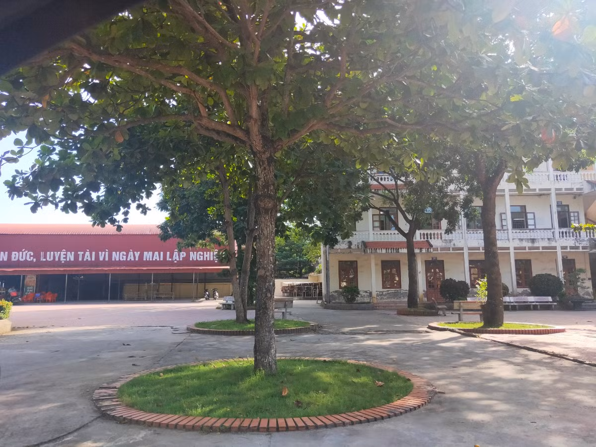 Hai Phong: Phu huynh buc xuc vi nhieu khoan thu bat hop ly-Hinh-2