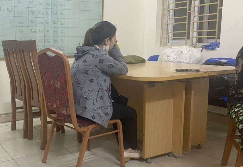 Hải Phòng: Kịp thời cứu người phụ nữ định nhảy cầu Bính tự tử Hai Phong: Kip thoi cuu nguoi phu nu dinh nhay cau Binh tu tu