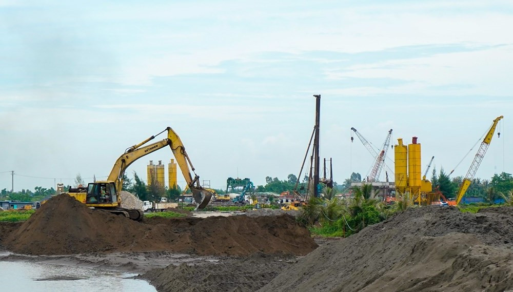 Thiếu cát, đường ven biển Hải Phòng - Thái Bình có nguy cơ chậm tiến độ Thieu cat, duong ven bien Hai Phong - Thai Binh co nguy co cham tien do