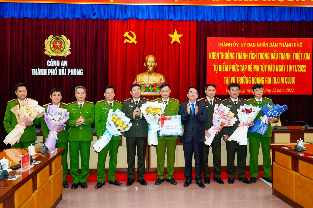 Hai Phong: Thuong luc luong pha an ma tuy tai D.O.M CLUB-Hinh-2