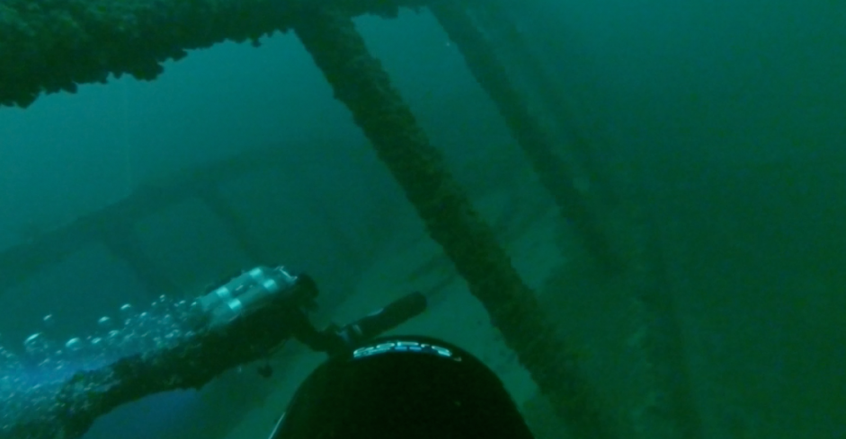 Con tàu "Lake Serpent" dài 14m, khởi hành từ Cleveland tới đảo Cunningham vào tháng 9/1829. Tuy nhiên, khi tàu khởi hành quay trở về Cleveland thì bất ngờ gặp giông bão và bị đắm.