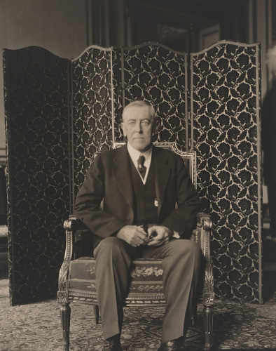 Vào ngày 31/1/1917, Đại sứ Đức tại Washington đã tới gặp Ngoại trưởng Mỹ Robert Lansing và mang theo một lá thư. Nội dung thư tuyên bố Đức sẽ nối lại chính sách tấn công không hạn chế bằng tàu ngầm U-boat.