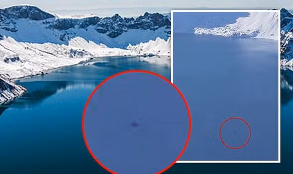 Vào tháng 10/2020, một nhân viên của công viên quốc gia Thiên Sơn Thiên Trì kể rằng đã phát hiện "một sinh vật to, có kích thước khoảng hơn 2,1m" khi đang tuần tra buổi sáng tại hồ Thiên Trì.