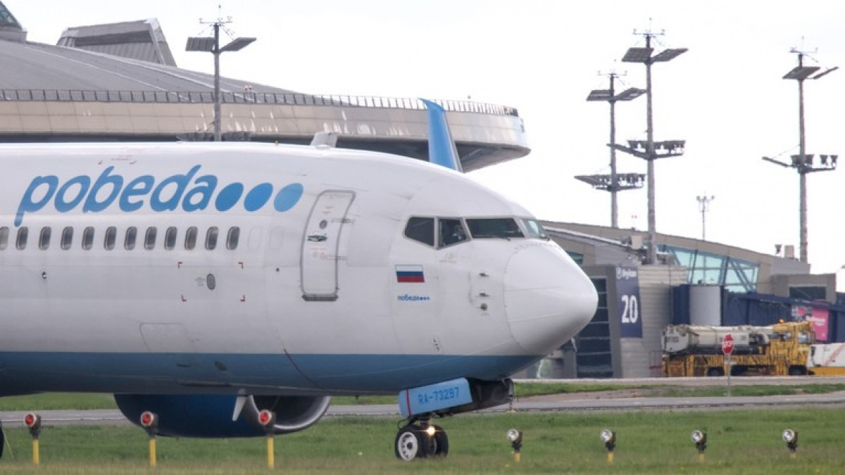 San bay Vnukovo o Moscow tam dong cua do bao dong UAV