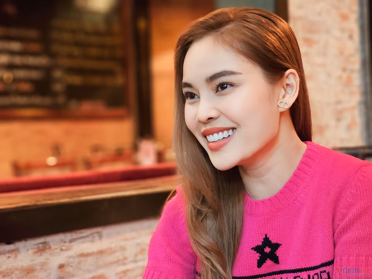 Ca si Giang Hong Ngoc: Toi khong co y sinh con o My!