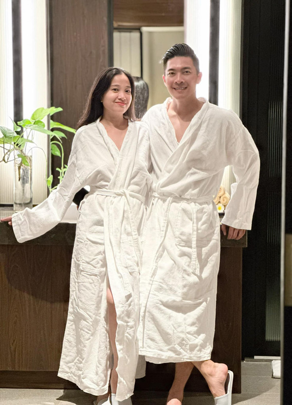 Ngay sau đó, MC Hồng Phượng và hoàng tử xiếc Quốc Cơ đã quyết định sinh con ngay khi kết hôn. Họ có một cuộc sống hạnh phúc và yên ấm. Để có một Quốc Cơ và một gia đình hạnh phúc như ngày hôm nay, thì công lớn thuộc về MC Hồng Phượng. Chính hoàng tử xiếc còn áy náy về khoảng thời gian vợ vượt cạn nhưng anh không ở bên được vì đang đi xác lập kỉ lục Guinness vào đầu năm 2017.