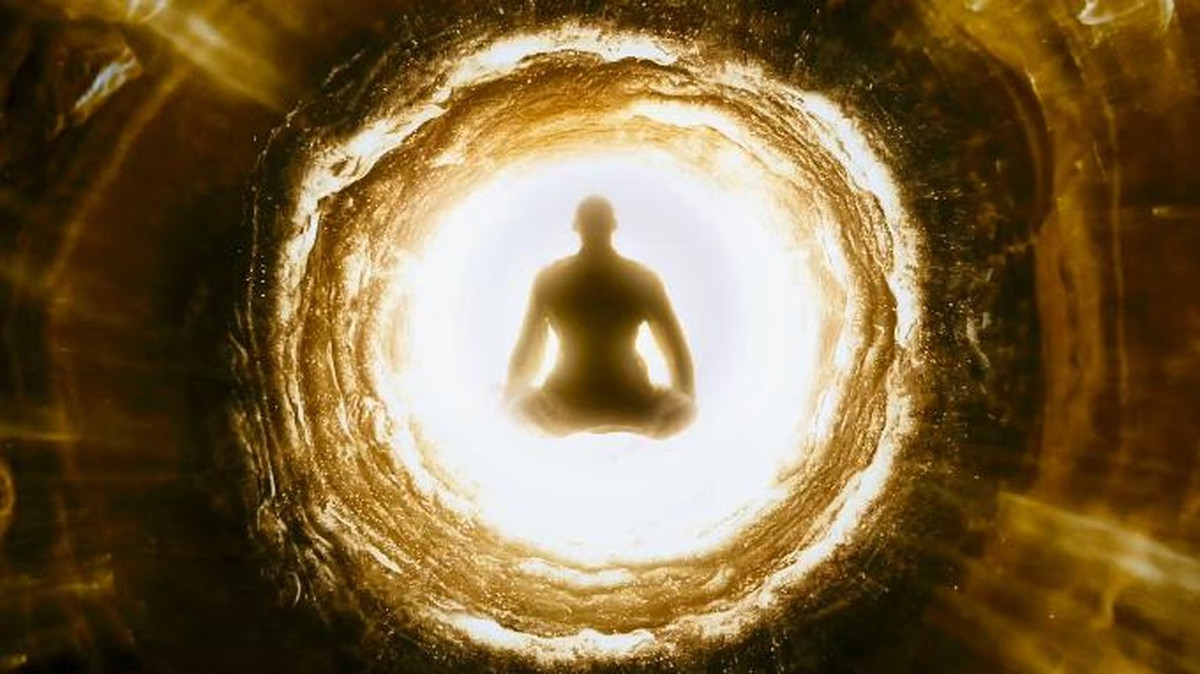 Tần Thủy Hoàng chính là một ví dụ cho trường hợp này. Ông hoàng nhà Tần qua đời vào tuổi 39. Nguyên nhân tử vong của ông được cho là liên quan đến thuốc trường sinh, bởi khi còn sống ông sử dụng khá nhiều tiên đan để có cuộc sống bất tử.