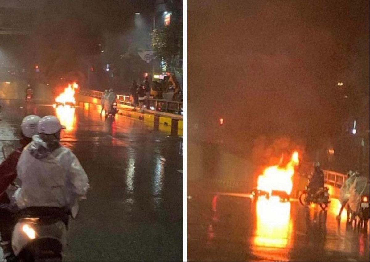  Triệu tập chủ xe Volvo đâm xe máy bốc cháy rồi bỏ chạy: Hôm nay, Công an quận Thanh Xuân (Hà Nội) cho biết đã tiến hành triệu tập chủ sở hữu chiếc xe ô tô liên quan đến vụ va chạm, làm bốc cháy một xe máy trên đường Nguyễn Trãi (quận Thanh Xuân) rạng sáng cùng ngày khiến 2 người bị thương. Sau vụ va chạm, chiếc xe máy Liberty của anh N.Đ.H (ở quận Hoàng Mai) đổ ra đường, bốc cháy trơ khung. Anh H. và chị H.T.T (ở huyện Thanh Trì) bị thương đã được đưa đến bệnh viện.