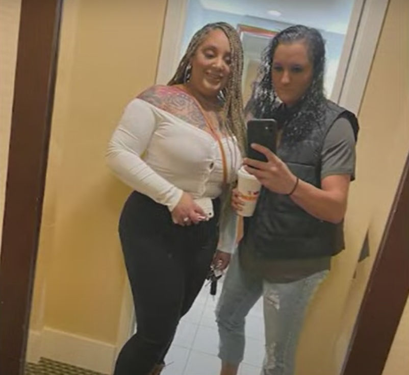 Lam ban than 9 nam, co gai sung nguoi khi phat hien su that ve than the cua ca hai