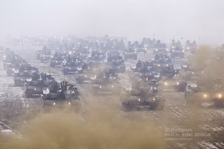 Đội hình khủng xe tăng chủ lực K1.