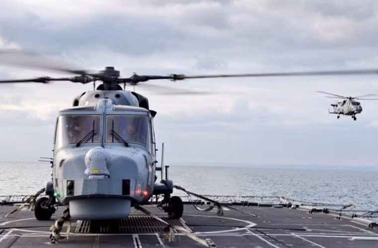 Sự có mặt của các trực thăng săn ngầm AW159 sẽ đem lại nhiều ưu thế cho Hải quân Philippines hiện không có năng lực chống tàu ngầm. Đặc biệt, AW159 cũng có thể chống hạm tàu mặt nước qua đó giúp Hải quân Philippines ít nhiều trong nhiệm vụ tác chiến trên biển bằng đội tàu cũ kĩ, lạc hậu, kém cỏi, tồi tệ (hai tàu chiến lớn nhất cỡ 3.200 tấn chỉ có duy nhất một khẩu pháo 76,2mm).