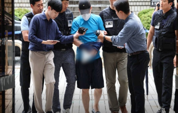 Tu ti vi qua thap, chang trai lam dieu ai cung kinh hai