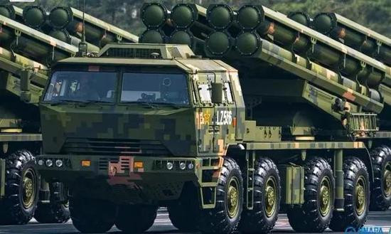 Quân đội Trung Quốc vẫn bị ám ảnh về “hỏa lực không đủ”, do vậy hỏa lực pháo binh vẫn là hỏa lực chủ yếu của lục quân chứ chưa phải không quân là hỏa lực chủ yếu như Quân đội Mỹ. Về hỏa lực pháo binh tầm xa, ngoài pháo phản lực cỡ nòng lớn kiểu mới 370 mm, có thể Quân đội Trung Quốc sẽ tăng cường trang bị các loại tên lửa chiến thuật tầm xa mới với tầm bắn xa hơn, mức chính xác cao hơn, sức sát thương lớn hơn và có thể tiến công trực diện vào chiều sâu chiến lược của đối phương bằng tên lửa hành trình;