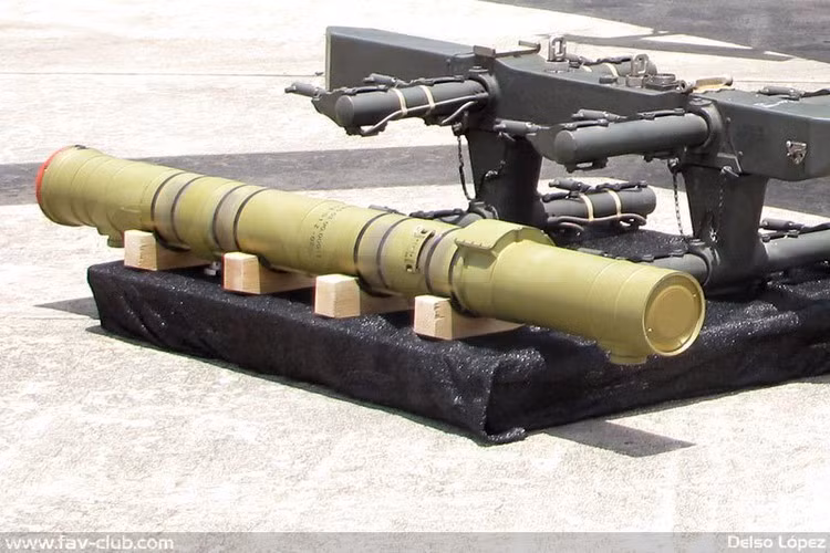 9M120 Ataka là tên lửa chống tăng dẫn đường với hệ thống điều khiển điện tử, do Viện KBM của Nga thiết kế phát triển trên cơ sở tổ hợp tên lửa Storm.