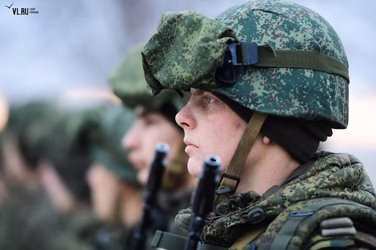 Hãng tin Inferfax của Nga dẫn thông báo của Bộ Quốc phòng nước này cho hay, việc khởi động các tổ hợp phòng không S-400 mới tại bốn khu vực gồm Vladivostok, Primorsk, Zelenogorsk và Leningrad sẽ giúp nâng cao đáng kể năng lực phòng không của Nga ở cả phía đông và phía tây nước này. Nguồn ảnh: vl.ru.