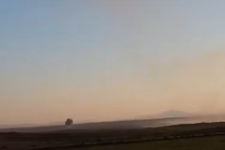 Hiện tại có một số phỏng đoán về nguồn gốc tên lửa MANPADS mà phiến quân HTS có được, trong đó khả năng lớn nhất vẫn là nhóm phiến quân này đã nhanh tay chiếm được một kho tên lửa MANPADS của Quân đội Syria từ một vài năm trước. Nguồn ảnh: HTS.