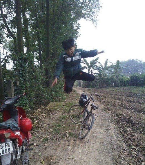 Chuẩn bị tiếp đất nào! Ảnh: Facebook.