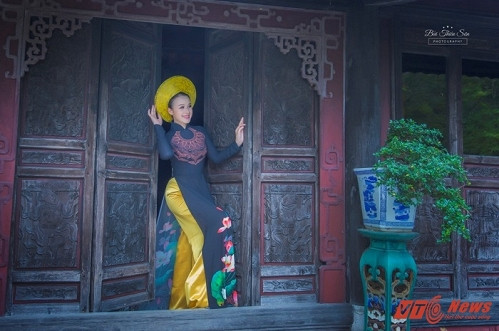 Cô bạn luôn quan niệm: "Hãy luôn sống, cố gắng và phấn đấu hết mình, phần thưởng sẽ dành cho những người xứng đáng".