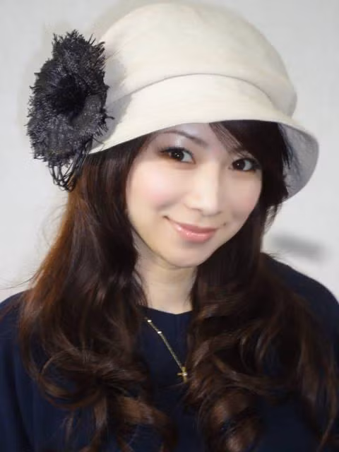 Sức ảnh hưởng của cô ngày càng lớn, khi chỉ cần trên blog của Masako Mizutani xuất hiện trang phục hay mỹ phẩm làm đẹp nào là lượng tiêu thụ của những sản phẩm đó ngay lập tức tăng vọt. Ảnh: FBNV.