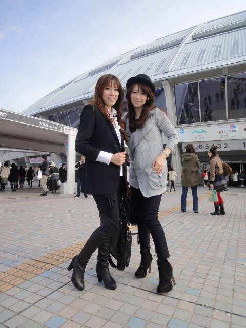 ... và điều đó khẳng định qua bức ảnh cô chụp cùng con gái đã ngoài 20 tuổi.