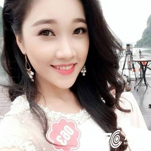 Nữ sinh xinh đẹp này cho biết: "Vì tham gia cuộc thi trong thời gian lịch học dày đặc nên có nhiều buổi mình đã không tham gia tập cùng mọi người được. Sau đó, mình phải dành thời gian tập luyện nhiều hơn".