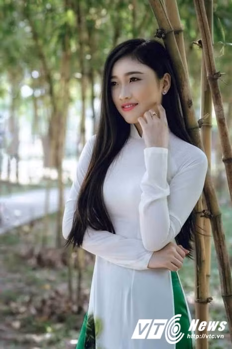 Cô cho biết, ngay từ những năm học đại học đã tham gia làm mẫu ảnh cho nhiều cửa hàng thời trang nổi tiếng.