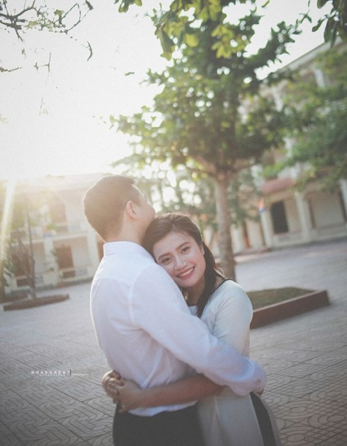 Sau nhiều chia tay hụt thì cặp đôi vẫn quay về bên nhau. Để kỉ niệm nơi bắt đầu cho tình yêu như của mình. Cặp đôi 9X đã quyết định quay lại trường xưa để chụp ảnh cưới. Vào ngày 11/9 tới cặp đôi sẽ chính thức về chung một nhà.
