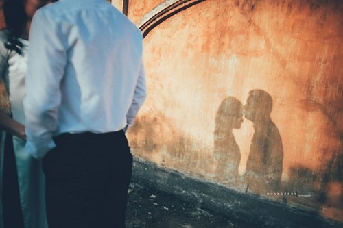 Và rồi, khi thấy khoảng cách không thể níu kéo lại được tình yêu nên Thiên đã quyết định ra Hà Nội. Kể từ đó, Thanh Hà mới hiểu thế nào là tình yêu. “Mình tin phải có lúc sóng gió như thế này mới trân trọng tình cảm dành cho nhau", Hà nói.