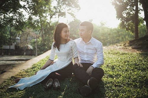 Tốt nghiệp đại học, Thiên may mắn có việc ở Hà Nội, Hà loay hoay nộp hồ sơ xin việc tại Thủ đô. Tuy nhiên, vì không muốn làm việc xa người yêu, Thiên tính kế hoạch cả hai sẽ cùng nhau về quê Nghệ An để xin việc. Anh bạn về quê dòm ngó trước, song Hà lúc đó ở Thủ đô cũng xin được một môi trường làm việc ưng ý.