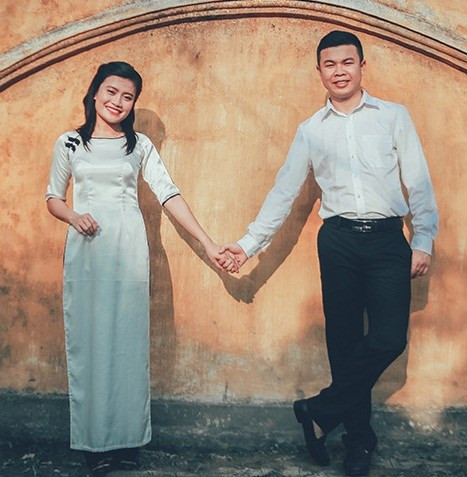 Đầu năm lớp 9, cặp đôi Nghệ An âm thầm thích nhau nhưng không ai nói với ai lời nào. Tình yêu của đôi bạn học trò chỉ dừng lại ở những biểu hiện ngượng ngùng, đỏ mặt mỗi khi chạm mặt nhau.