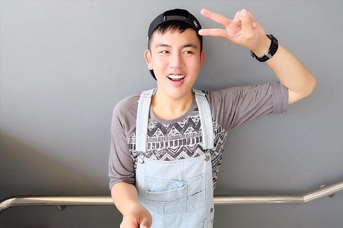 Câu chuyện của Phoblux Tanapat Techagunya đã truyền cảm hứng cho rất nhiều người. Hiện, số người theo dõi chàng hot boy mới nổi của xứ Chùa Vàng cũng tăng lên đến hàng chục ngàn người.