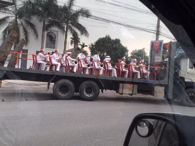 Siêu xe vận chuyển.