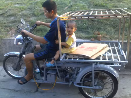 "Bố ơi, mình đi đâu thế?"