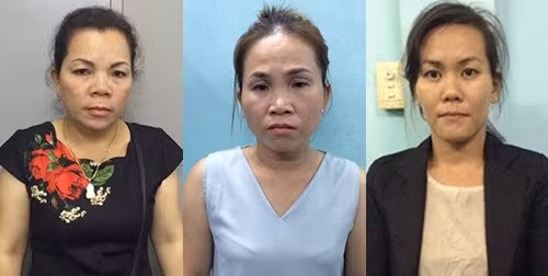 Bang moc tui o duong hoa Nguyen Hue sa luoi